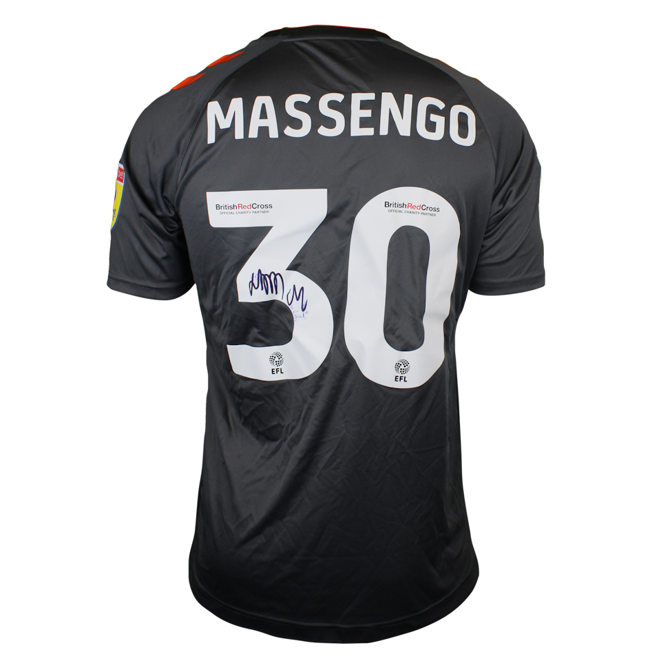 Han-Noah Massengo Bristol City jersey