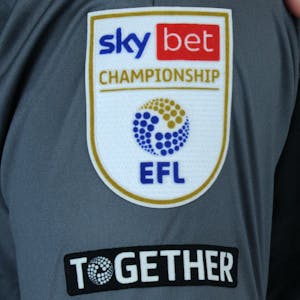 Han-Noah Massengo Bristol City jersey