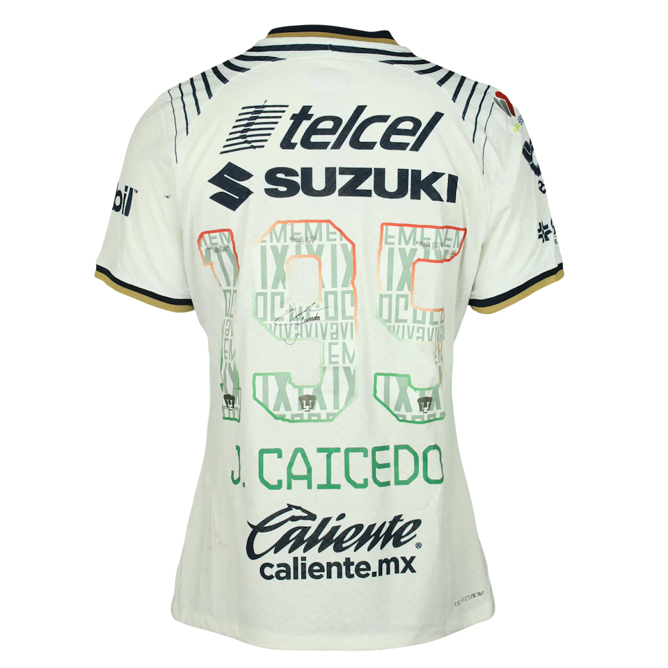 José Luis Caicedo Barrera Pumas jersey