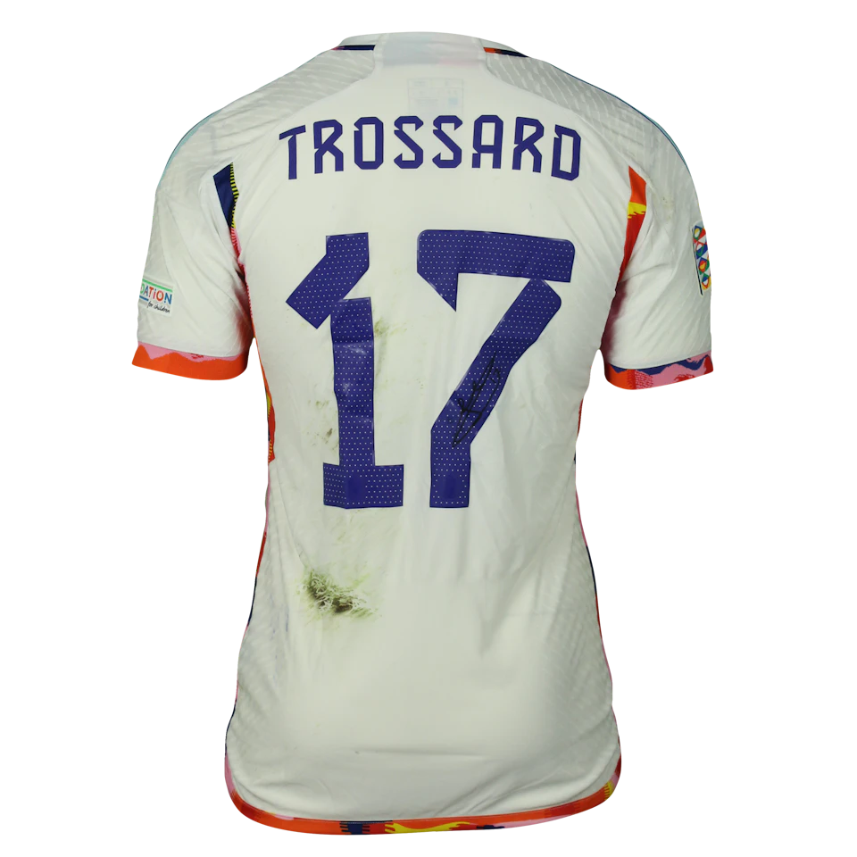 Leandro Trossard Belgium のシャツ