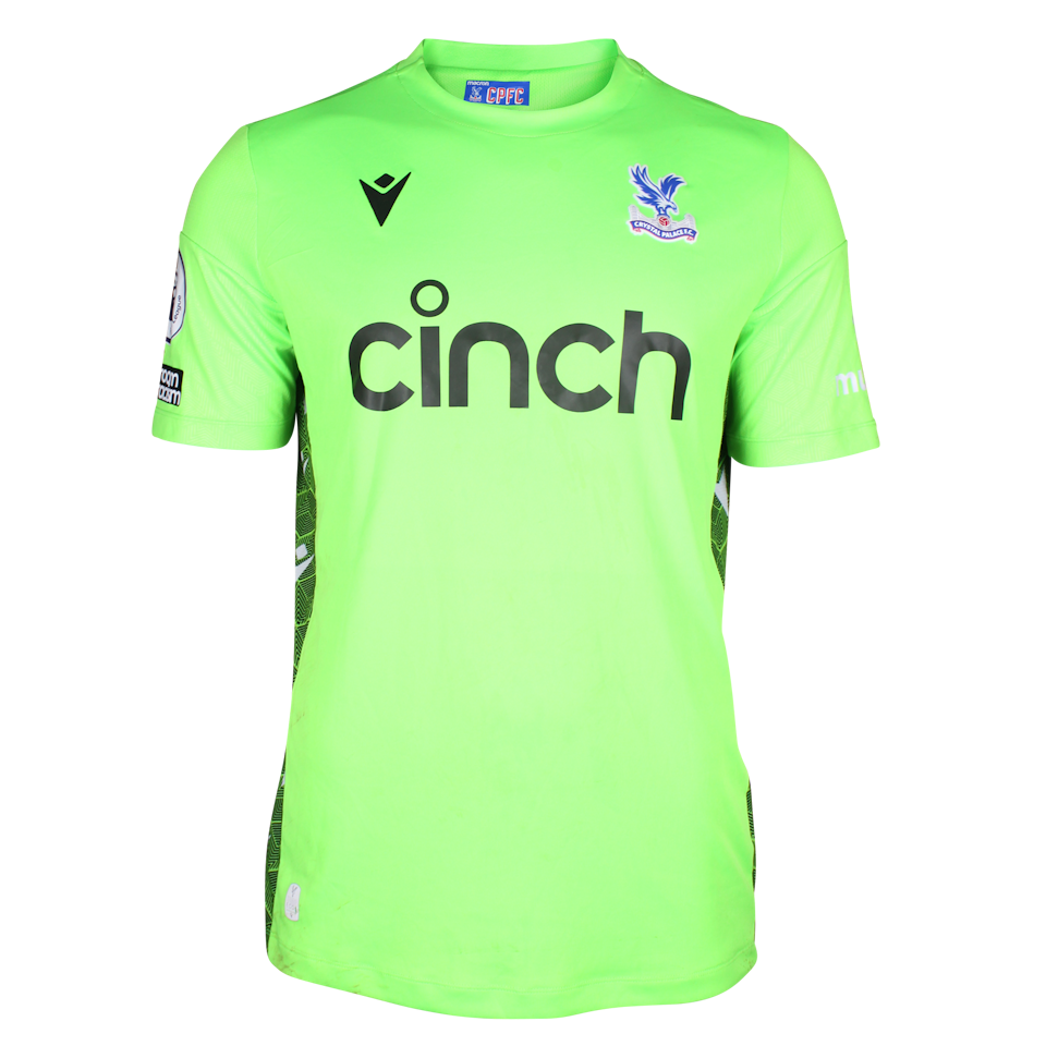 Vicente Guaita  Crystal Palace jersey