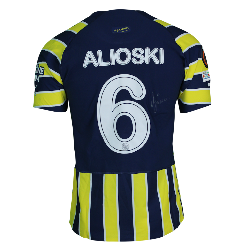 Ezdzhan Alioski Fenerbahçe shirt