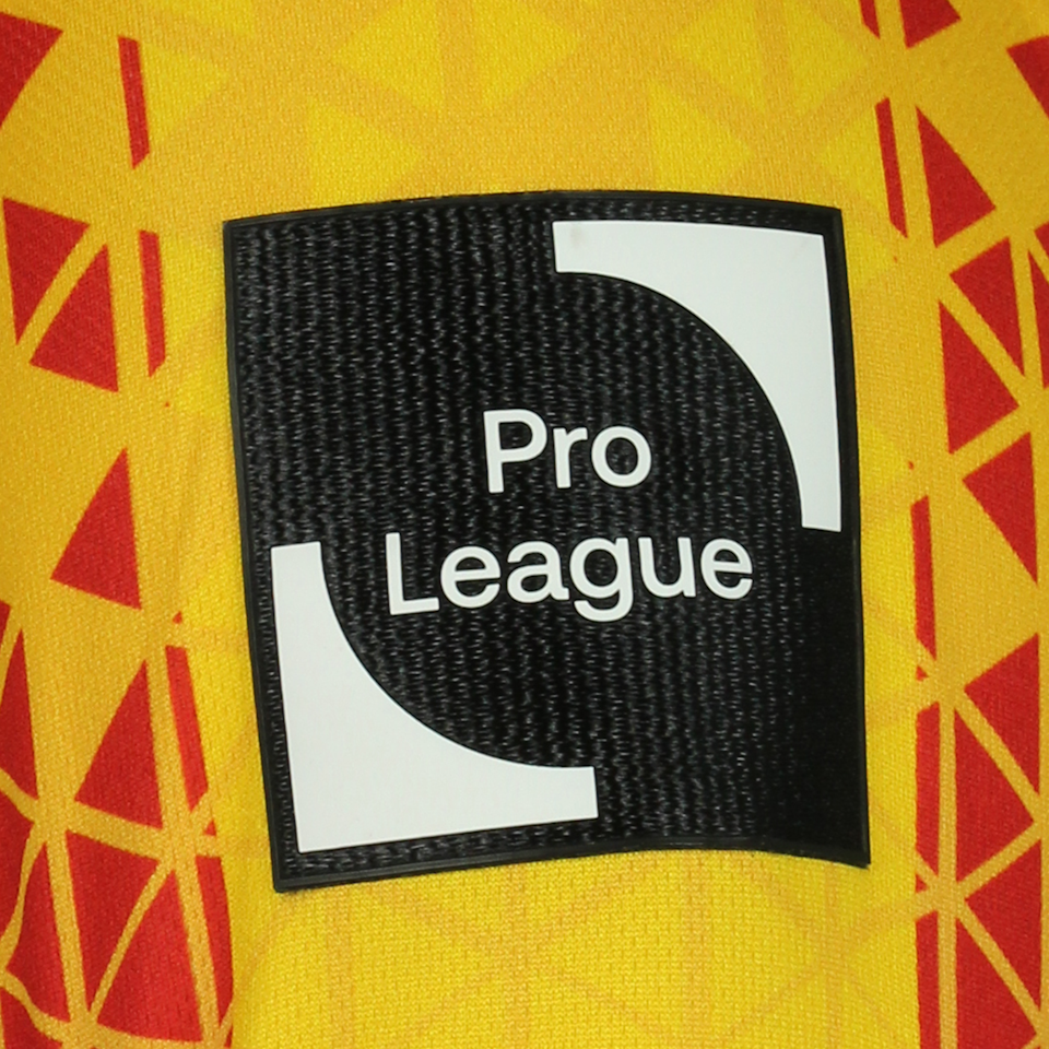Sandy Walsh  KV Mechelen shirt