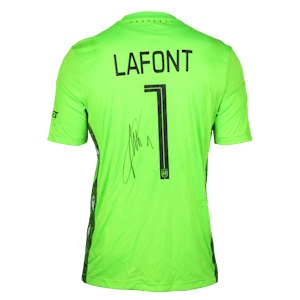 Alban Lafont FC Nantes forması