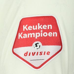 Mitch Apau Telstar jersey