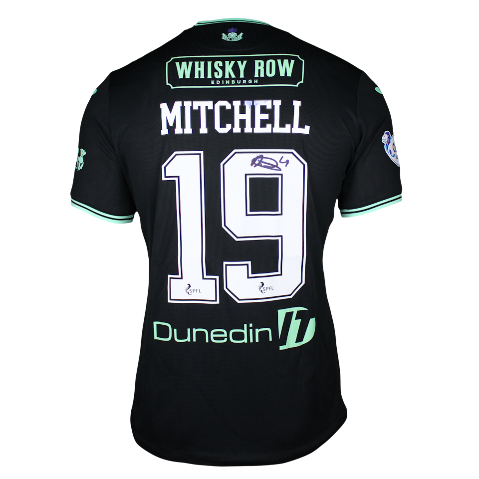 Demetri Mitchell Hibernian jersey
