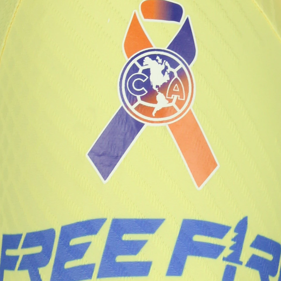 Salvador Reyes Club América shirt