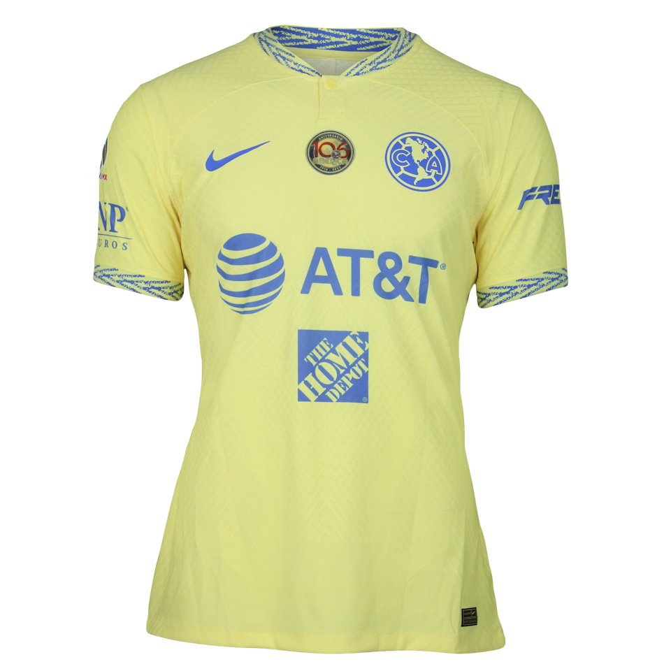 Miguel Vázquez Club América shirt