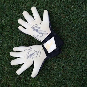 Signed Goalkeeper Gloves - Uğurcan Çakır