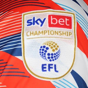 Luton Town 팀의 Luke Anthony Freeman 셔츠