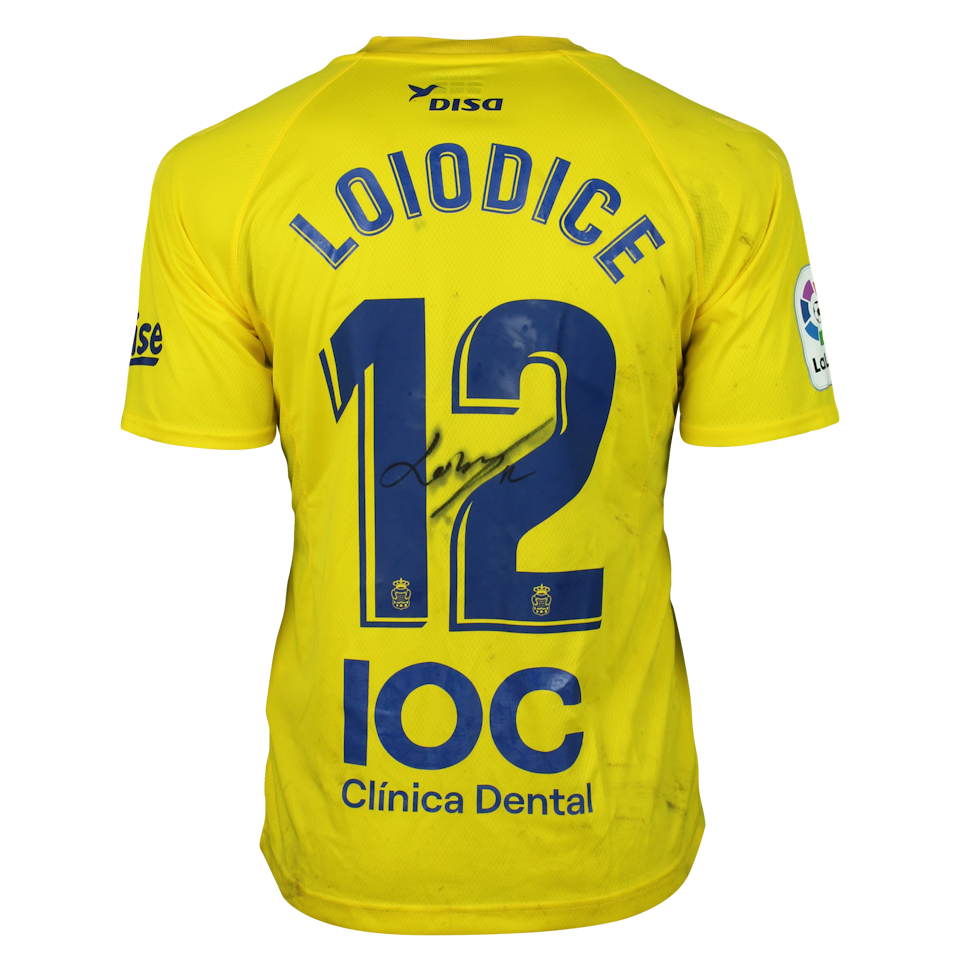Enzo Loiodice UD Las Palmas jersey