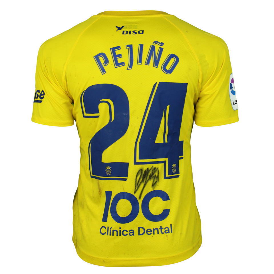 Francisco Jesús Crespo García UD Las Palmas shirt