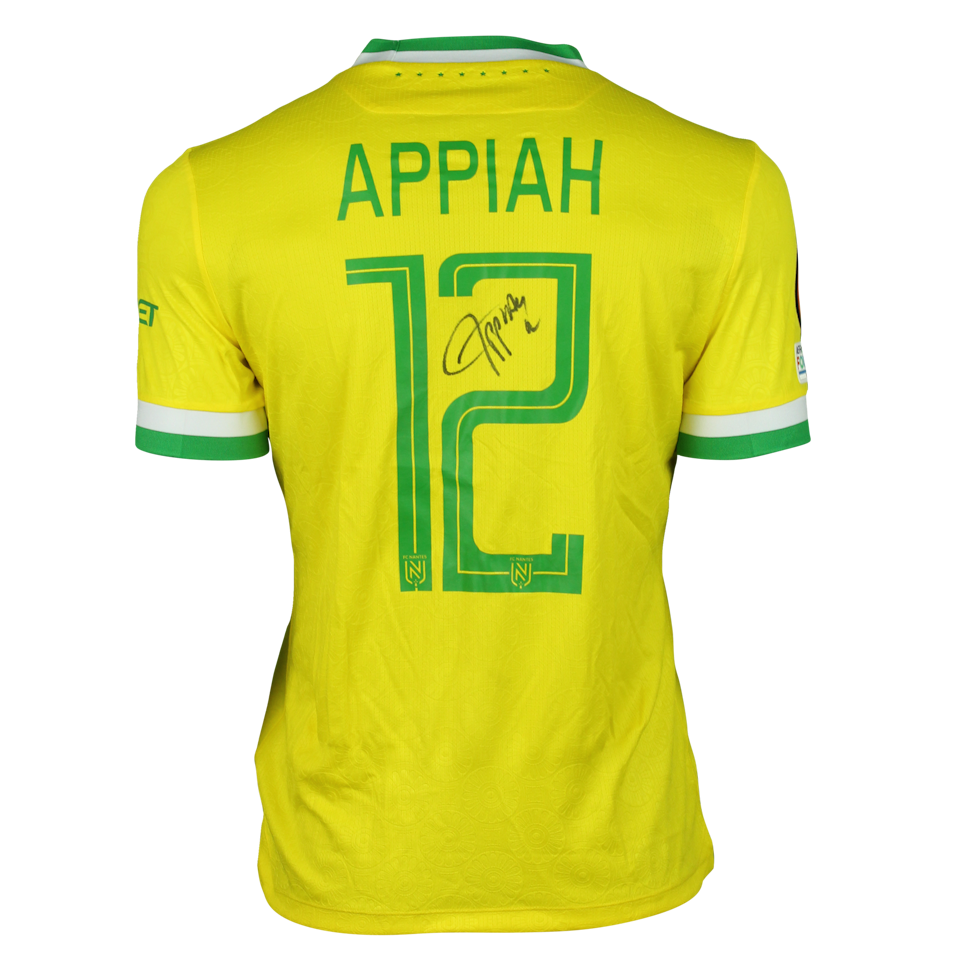 Dennis Appiah FC Nantes shirt