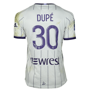 Maxime Dupé Toulouse FC shirt