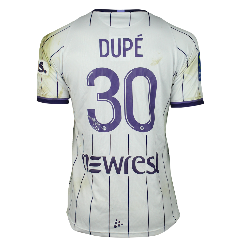 Maxime Dupé Toulouse FC shirt