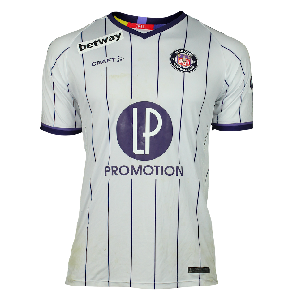 Maxime Dupé Toulouse FC shirt