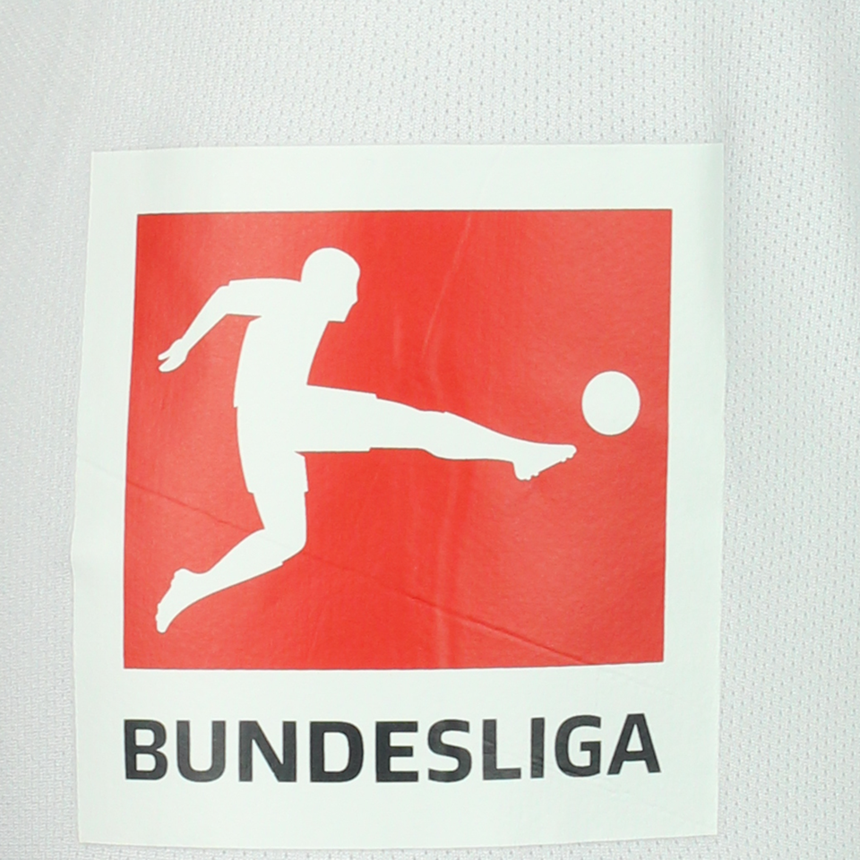Eniss Shabani Mainz 05 shirt
