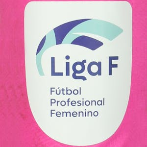 Maria Lopez Valenzuela Levante Femenino shirt