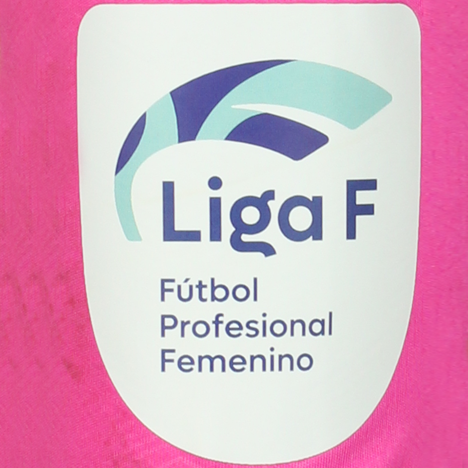 Maria Lopez Valenzuela Levante Femenino shirt
