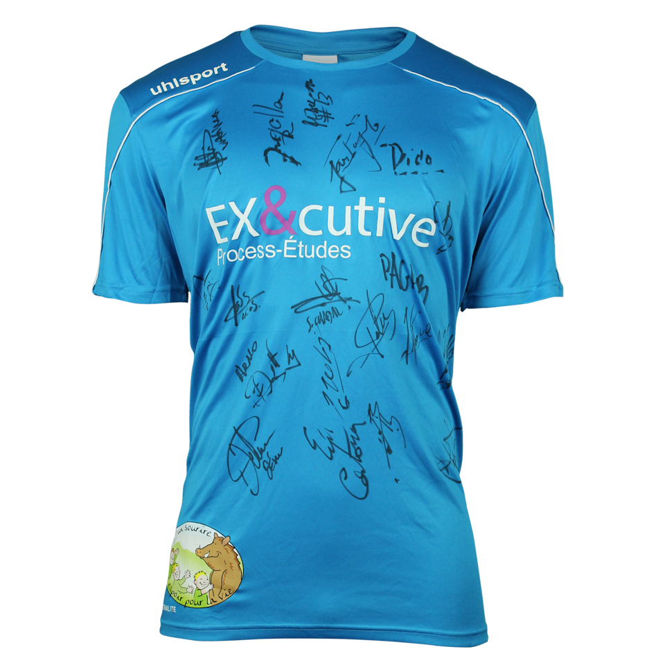 Squad Signed Shirt - 1