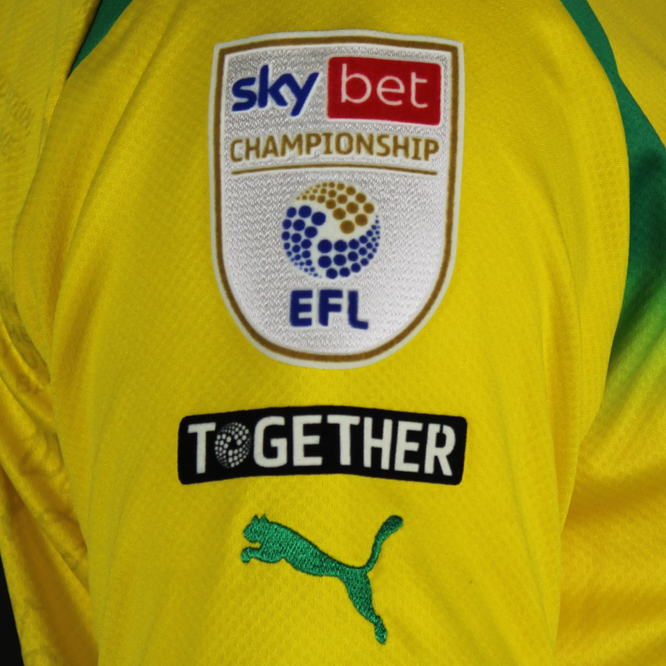 Dara O'Shea West Bromwich Albion shirt