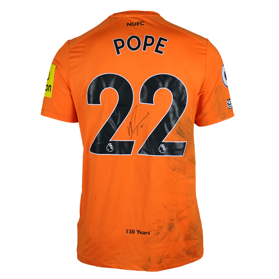 Nick Pope Newcastle United jersey