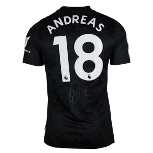 Andreas Pereira Fulham shirt