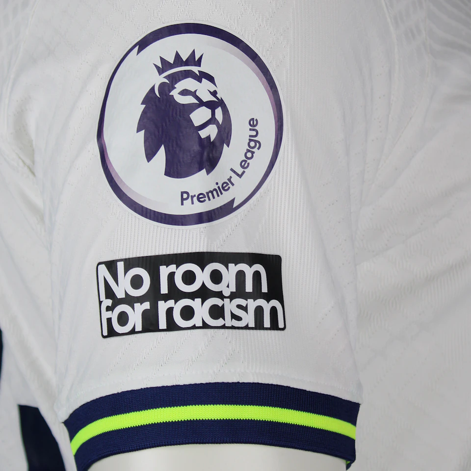 来自Tottenham Hotspur的Ivan Perišić球衣