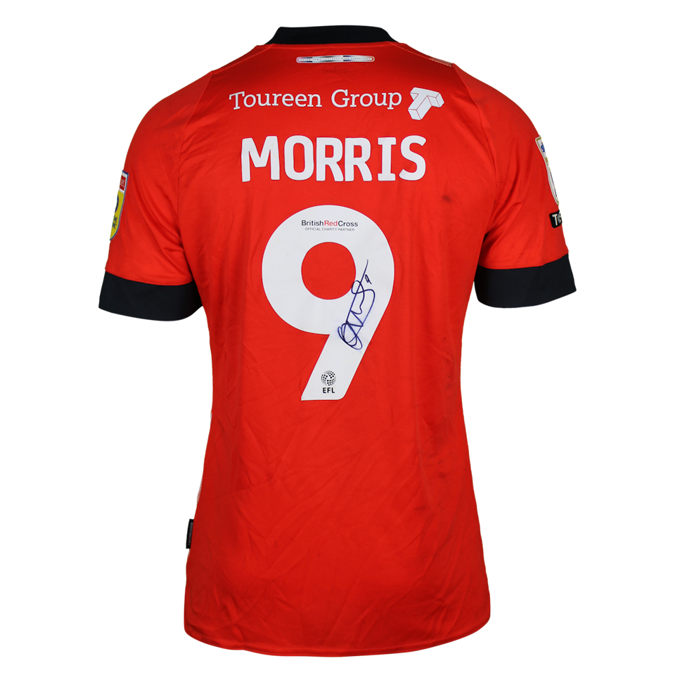 Luton Town 팀의 Carlton Morris 셔츠