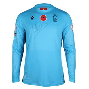 Wayne Hennessey  Nottingham Forest shirt