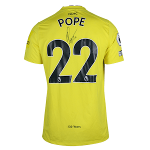 Nick Pope Newcastle United shirt