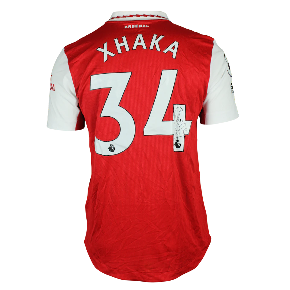 Granit Xhaka Arsenal camisa.