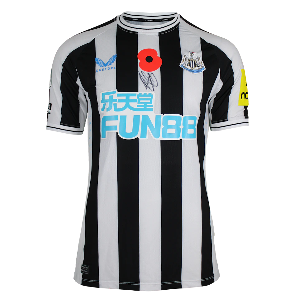 Newcastle United 팀의 Allan Saint-Maximin 셔츠