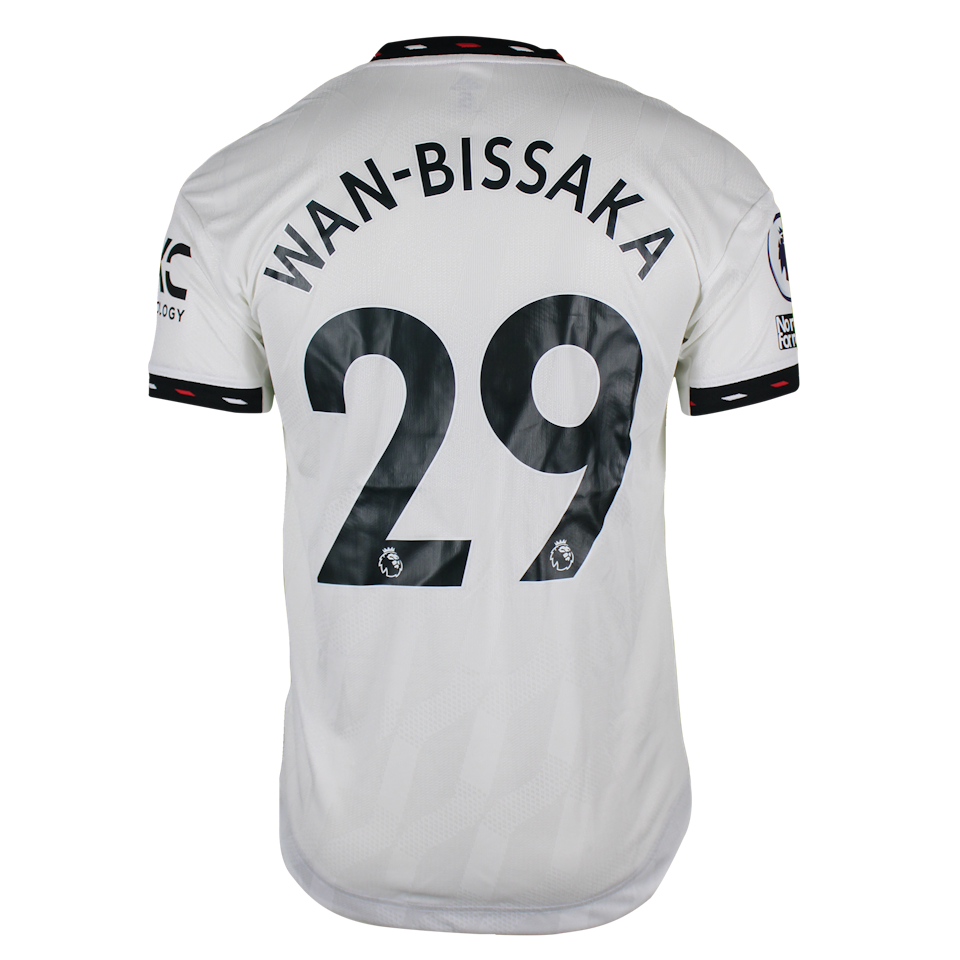 Aaron Wan-Bissaka Manchester United shirt