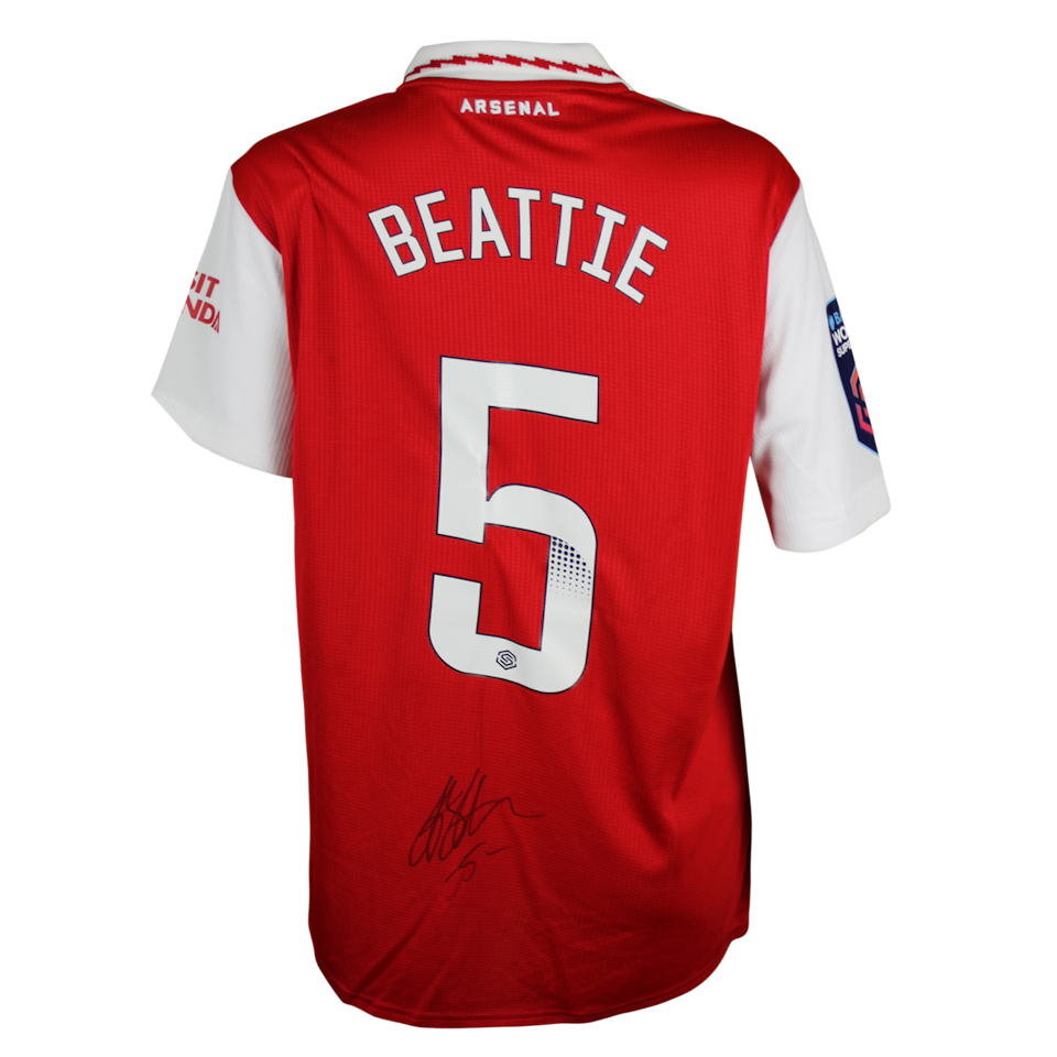 Jennifer Beattie Arsenal WFC shirt