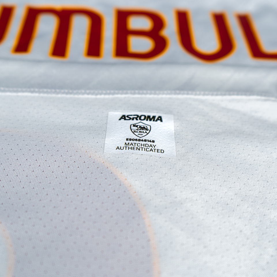 Marash Kumbulla AS Roma shirt