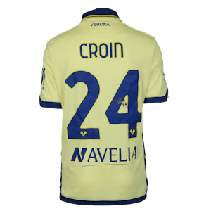 Nicole Crion