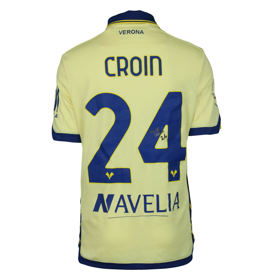 Nicole Crion