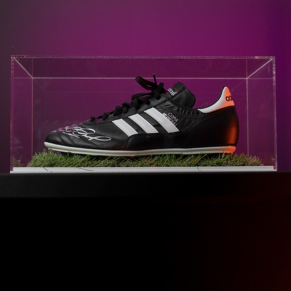 Steven Gerrard Left Boot