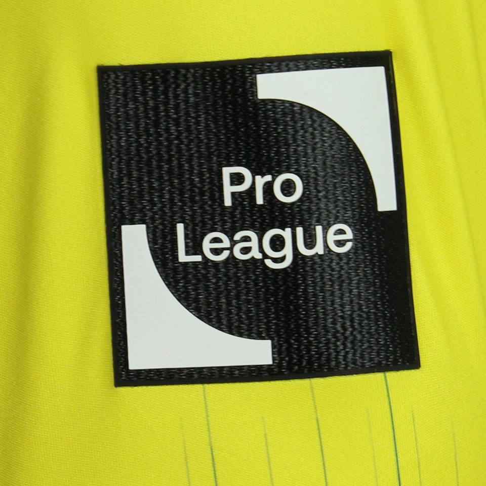 Beau Reus S.K. Beveren shirt