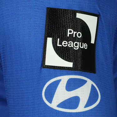 KAA Gent 팀의 Matisse Samoise 셔츠