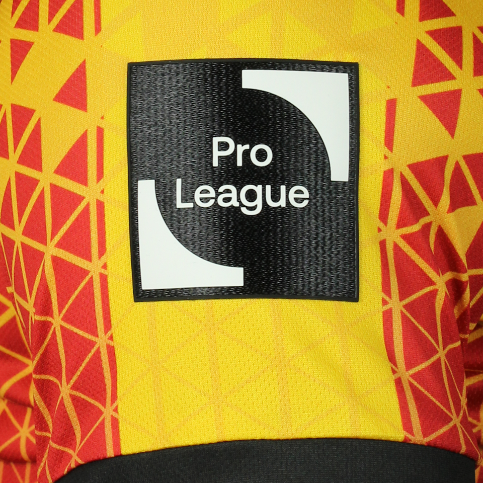 Kerim Mrabti KV Mechelen shirt