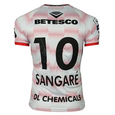 来自SV Zulte Waregem的Mamadou Sangare球衣