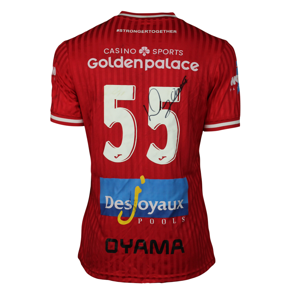 Luis Felipe Oyama RWDM camisa.