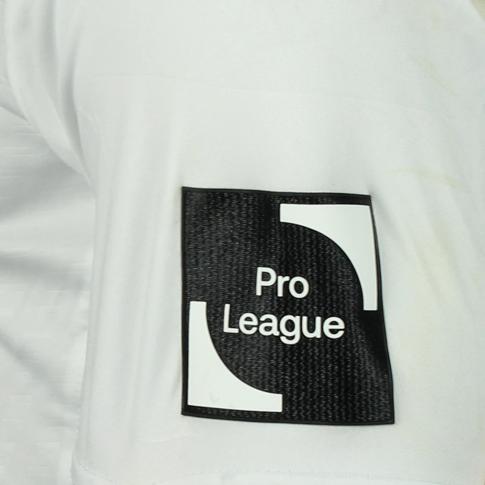 来自RSC Anderlecht的Mario Stroeykens球衣