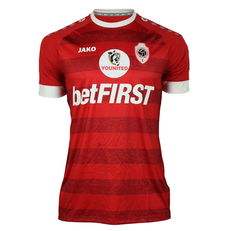 Calvin Stengs Royal Antwerp FC shirt