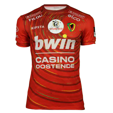 Tatsuhiro Sakamoto 坂元達裕 KV Oostende shirt