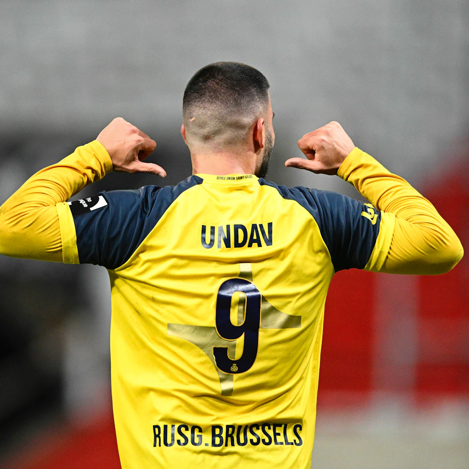 Signed shirt | Deniz Undav