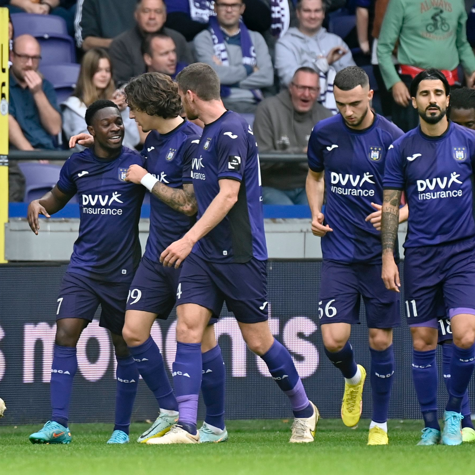 Ga naar RSC Anderlecht en ontmoet de spelers 