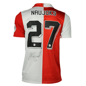 Noah Naujoks Feyenoord のシャツ
